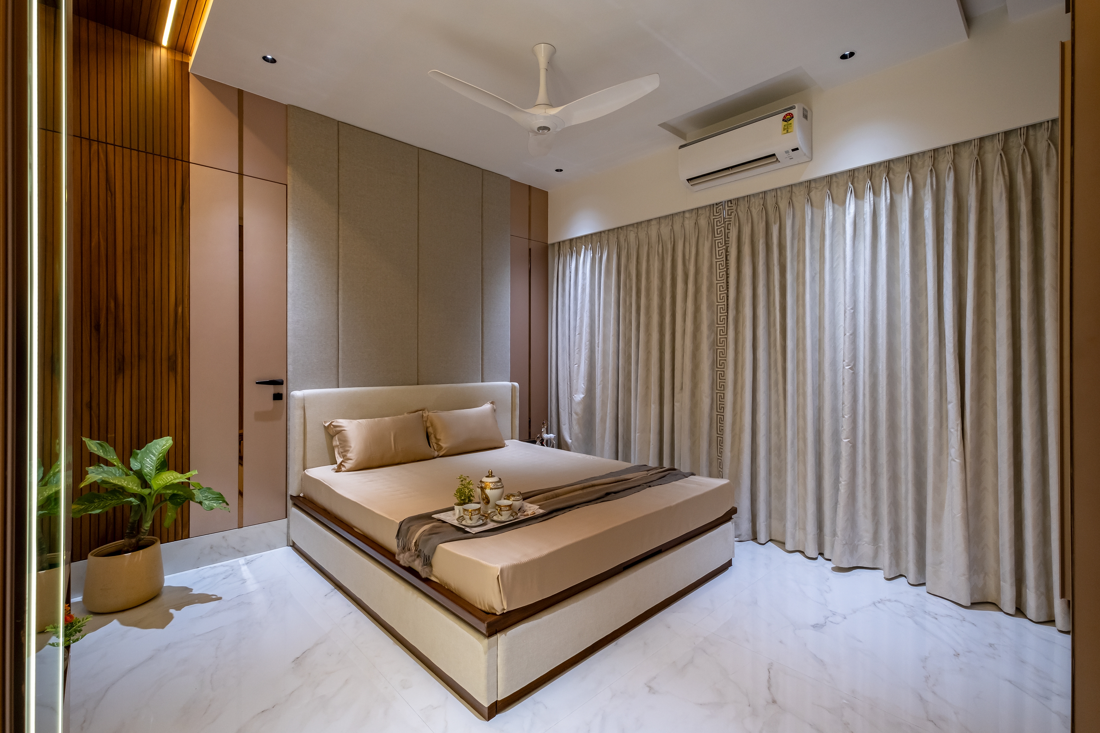 sandeep Labade's Master Bed Room